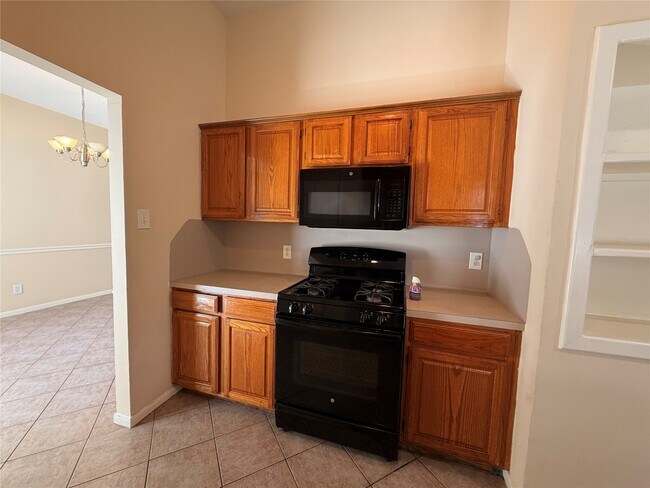 Building Photo - 6518 Smoke Tree Ln