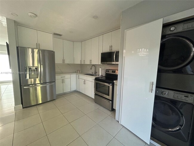 Building Photo - 13006 SW 47th Terrace