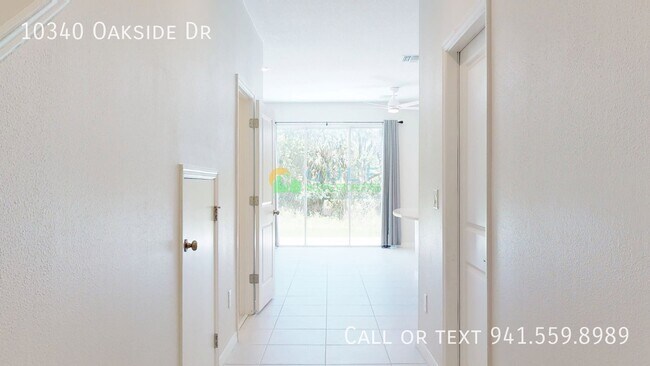 Building Photo - 10340 Oakside Dr