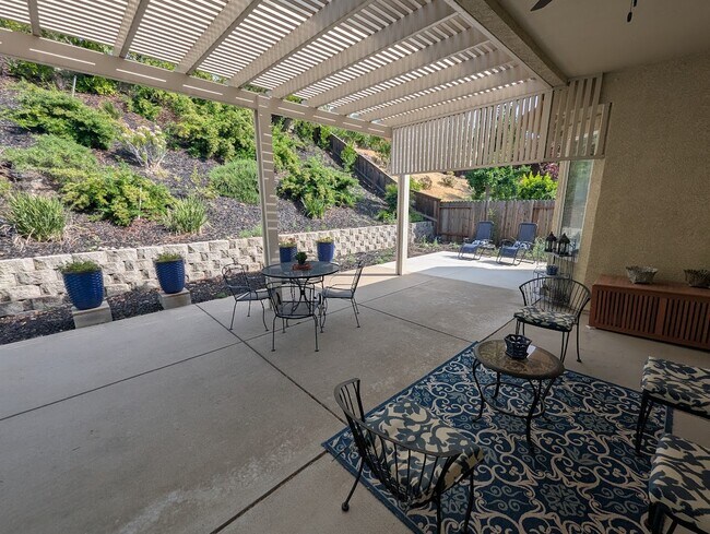 Building Photo - 4087 Coldwater Dr