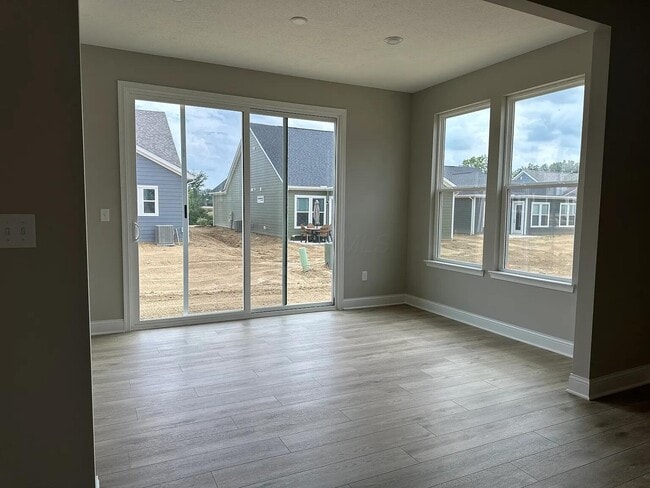 Building Photo - 1254 Fairstone Dr