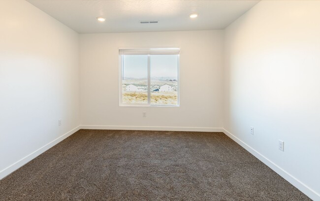 Building Photo - Townhome in Long Valley Community