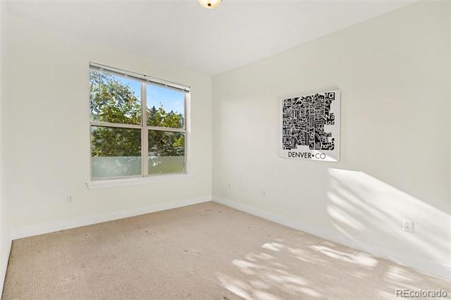 Building Photo - 9039 E Panorama Cir