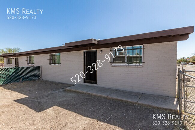Primary Photo - 256 N Melwood Ave