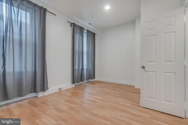 Building Photo - 1113 N Calvert St