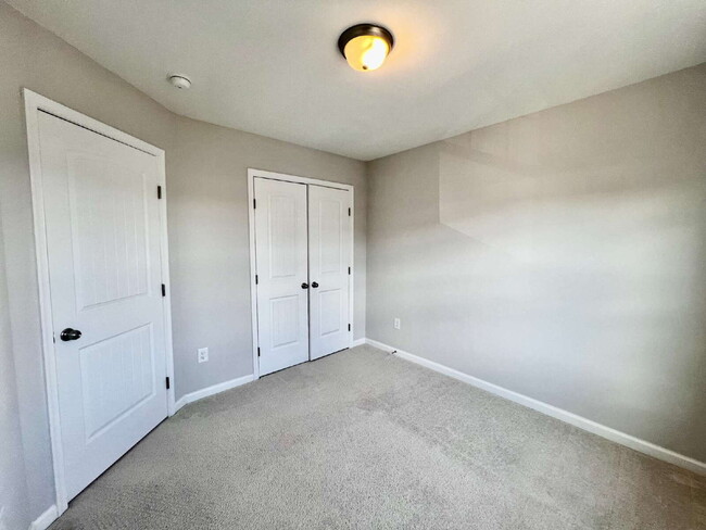 Building Photo - New Contruction Rental in the Reserve of Grassfield