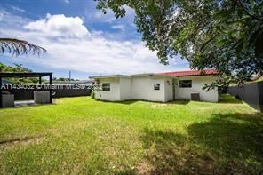 Building Photo - 1 br, 1 bath House - Colombia Ests