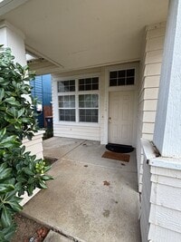 Building Photo - 3 Bed 2.5  Bath House in South Davis