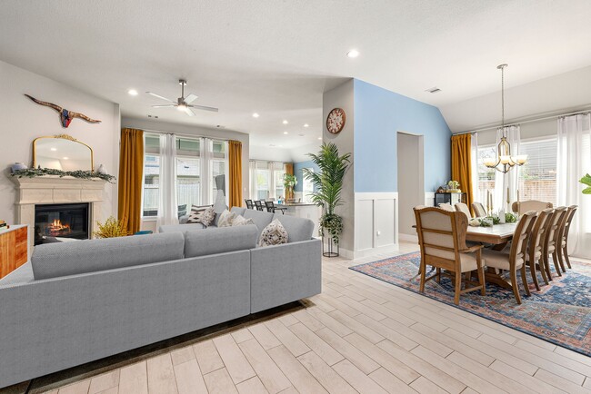 Building Photo - 3323 Majestic Pne Ln