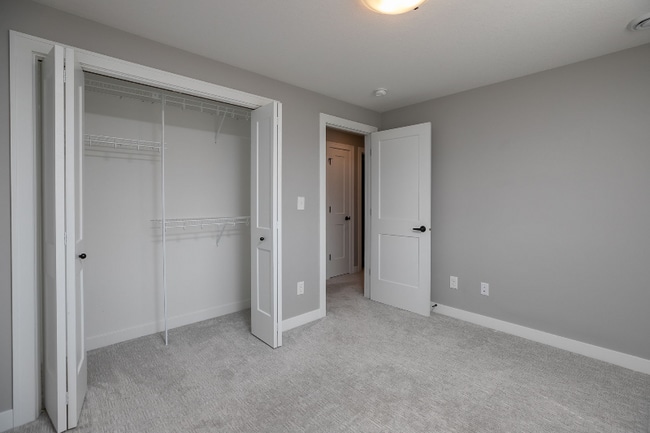 Building Photo - 3715 Fernwood Ln SW