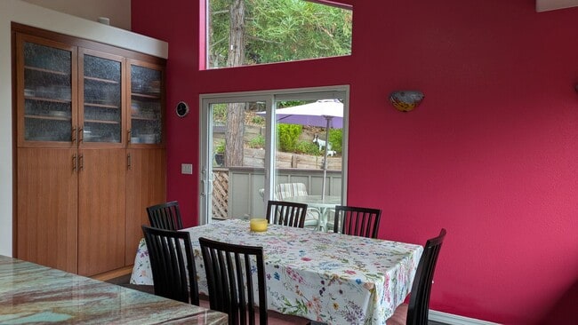 Building Photo - Furnished Mountain Oasis in Felton!