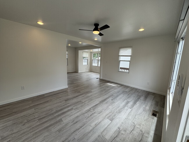Building Photo - 514 Meyer Rd