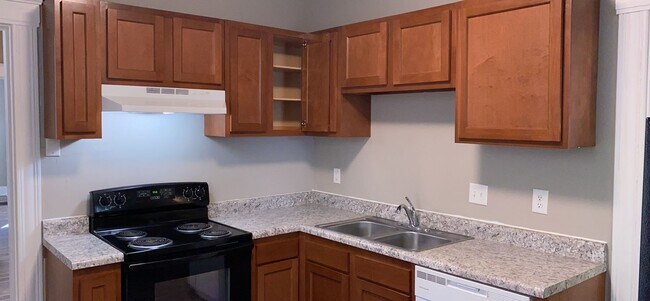 Building Photo - 2009 Ryan Ave