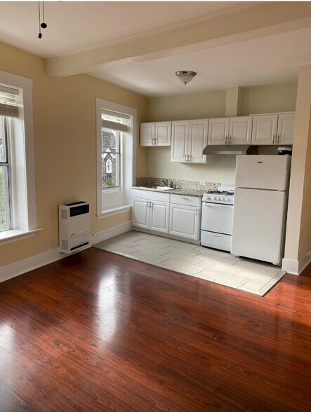 Kitchen in Unit L - 162 Santa Fe Ave