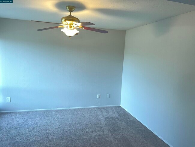 Building Photo - 1091 Alamo Ct