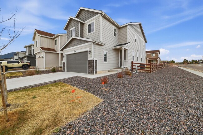 Building Photo - $2,740.95 with $300 off the first month's rent, 3 Beds - 2.5 Bath, Single Family Home in Dr Monum...