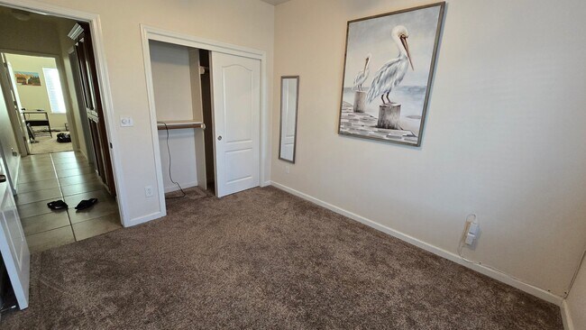 Building Photo - 4350 W Iris Ave