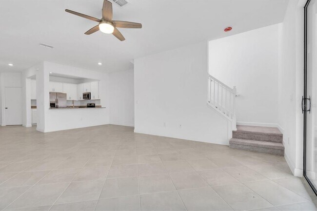 Building Photo - 15012 Lyla Ter