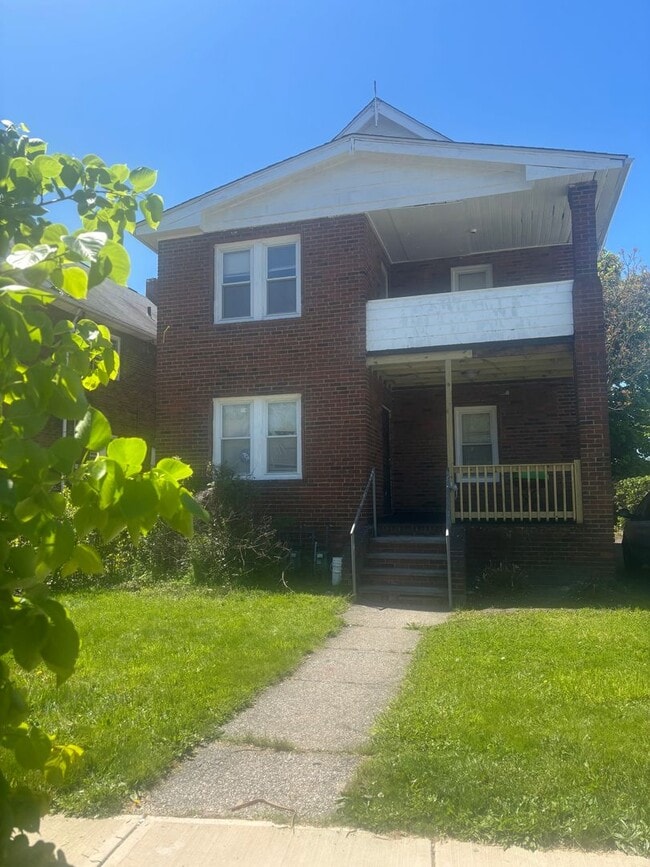 Building Photo - 1414 E 176th St
