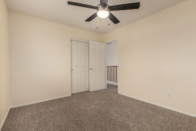 Building Photo - 4618 E Brilliant Sky Dr