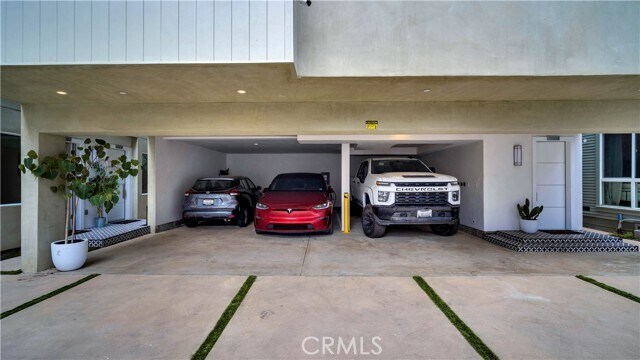 Building Photo - 1351 Seward St