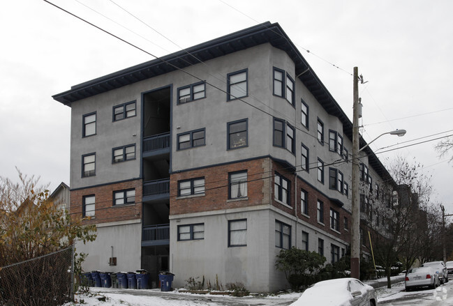 Building Photo - Star Apartments