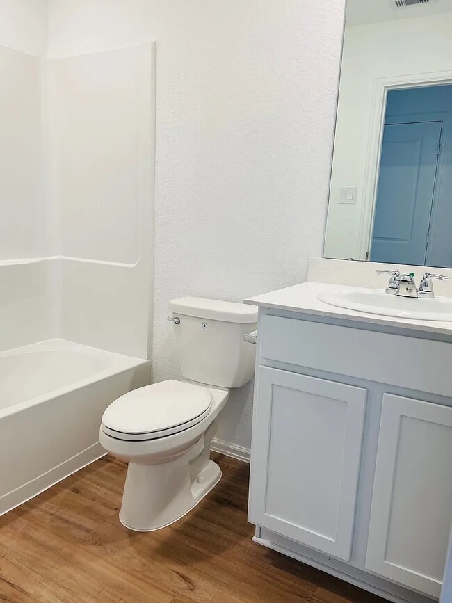 Building Photo - 26739 Paloma Blanca Dr