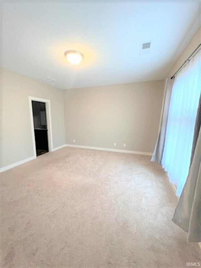 Building Photo - 5943 Brookstone Dr