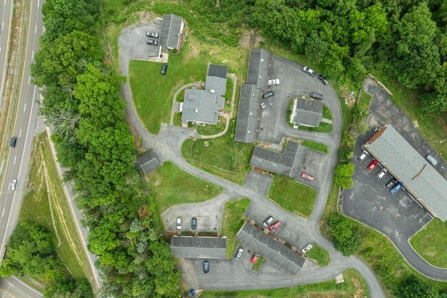 Building Photo - 3800 Memorial Blvd