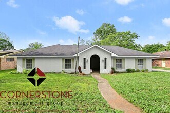 Building Photo - 4 Bed / 2 Bath | $2,000/mo | Move-in Ready