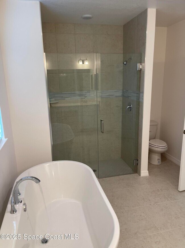 Building Photo - 2592 Pinwherry St NW