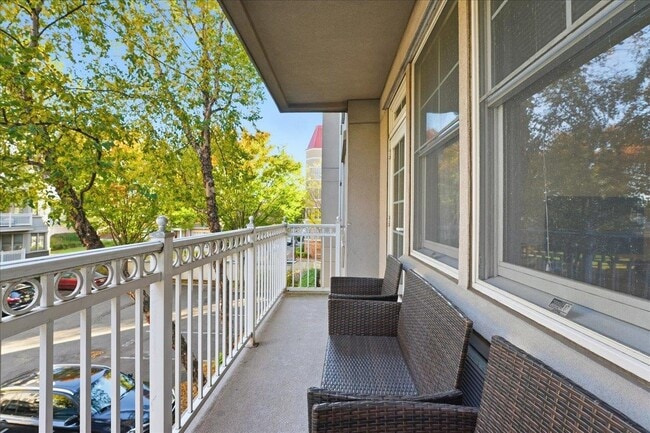 Building Photo - 4 Constellation Pl