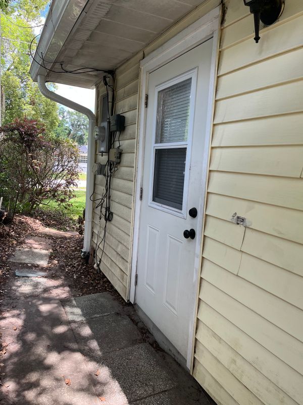 Building Photo - 1816 Weeks Ave