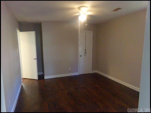 Building Photo - 17 Neal Pl