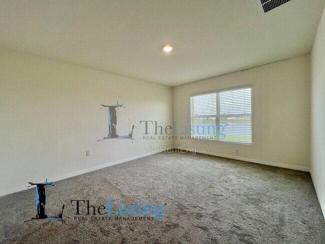 Building Photo - 822 Will Scarlett Ave