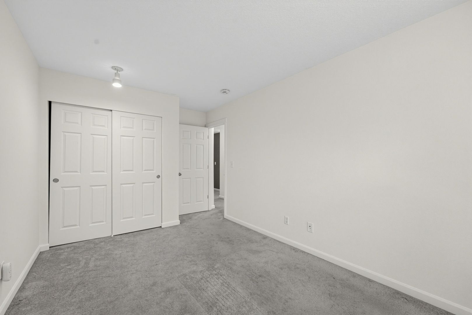 Building Photo - 432 NE 57th Ave
