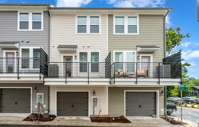 Building Photo - 1311 Cerium Wy