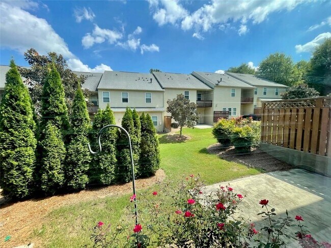 Building Photo - 3669 Gambrell Ln