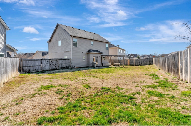 Building Photo - 6009 Ten Bears Way