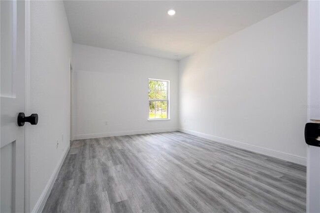 Building Photo - 2580 Gaillardia Dr