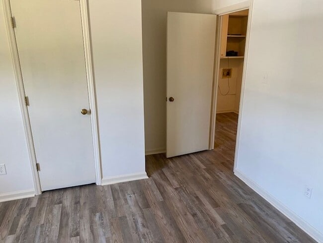 Building Photo - 2 Bedroom House on Corner Lot - Nash County