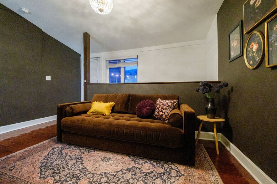 Building Photo - 1624 Walnut St