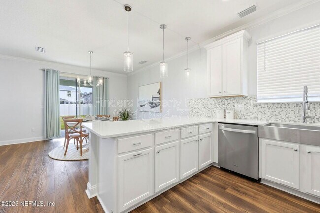 Building Photo - 251 Rambling Brk Trl