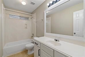 Building Photo - 3622 Glenhill Dr