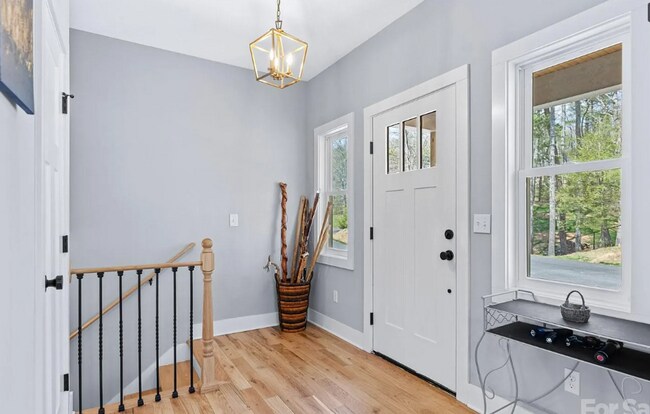 Building Photo - Fairview Long Term Rental!