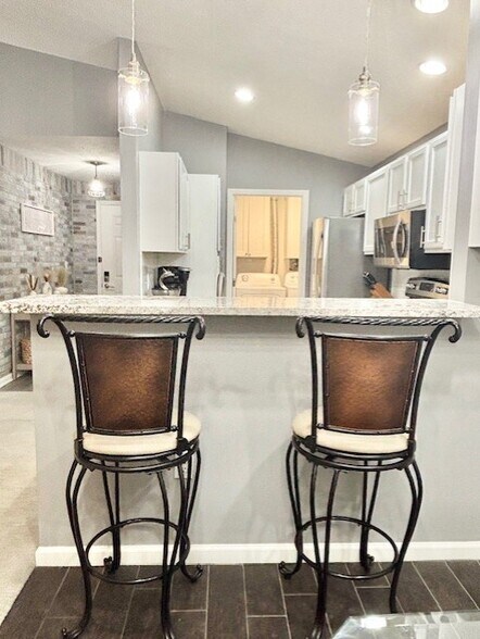 Building Photo - 248 Legends Creek Pl