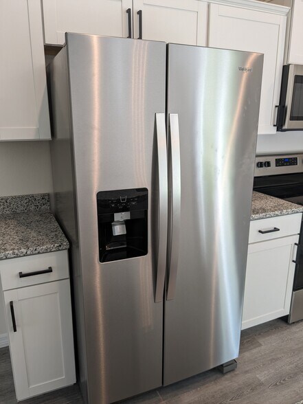 All Energy Star Appliances - 5837 Babian Rd