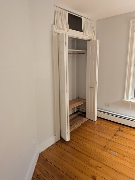 Building Photo - 184 Otis St
