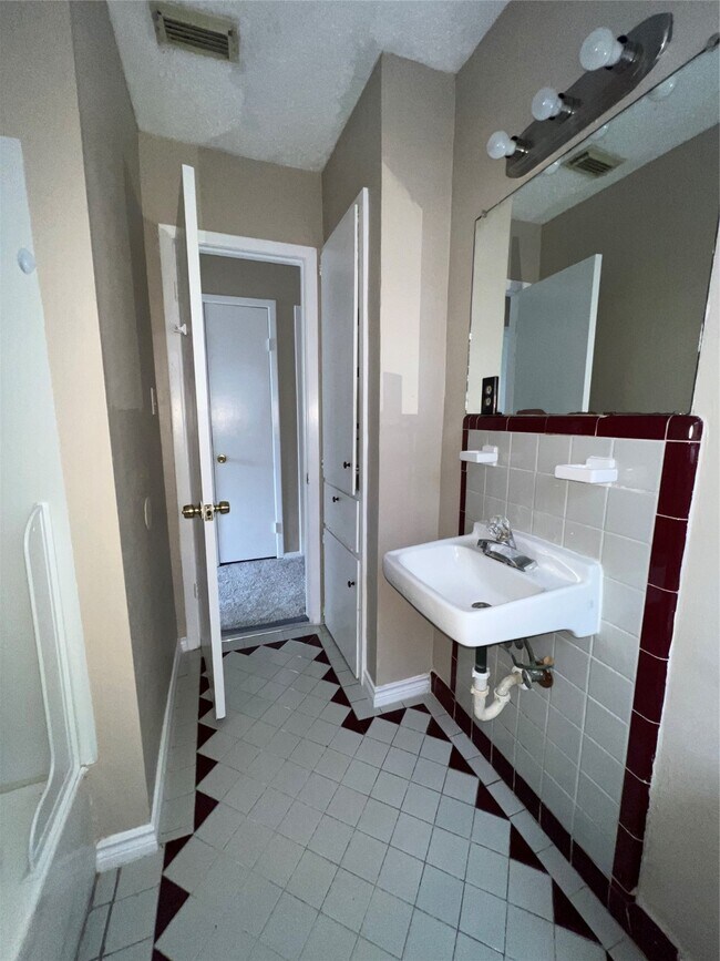 Building Photo - 13307 Force St