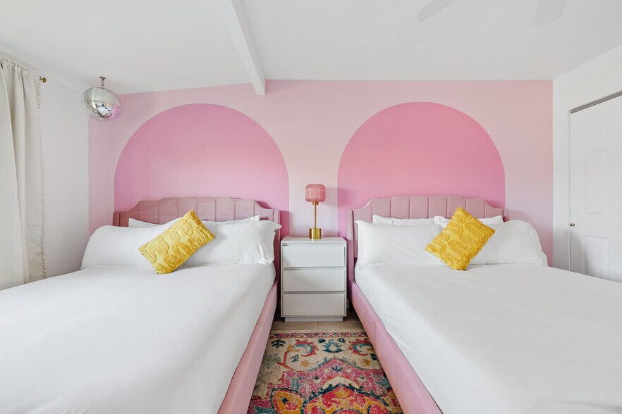 Building Photo - 7840 E Belleview St